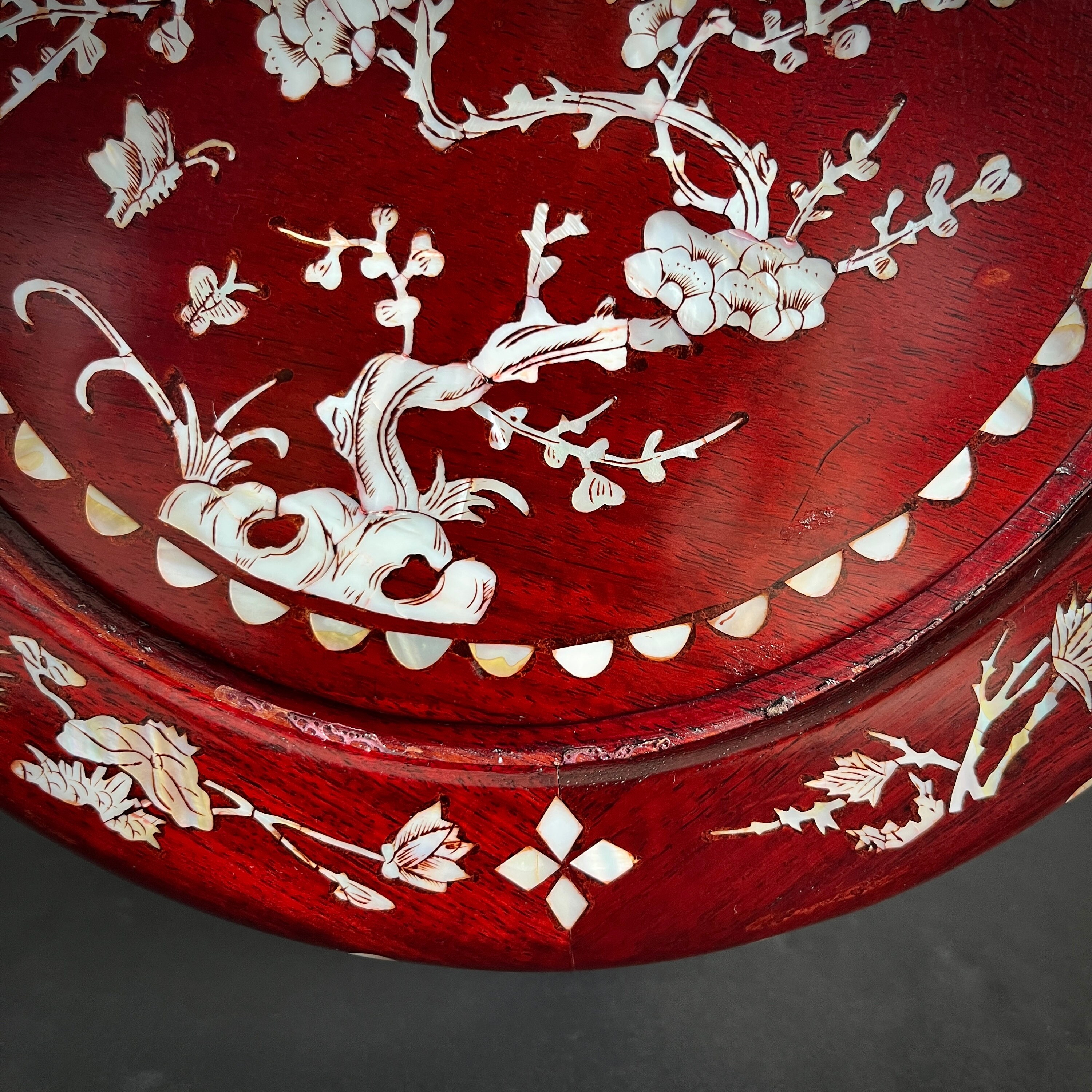 Large Chinese Wood Stool Mother of Pearl Inlay Barrel Drum