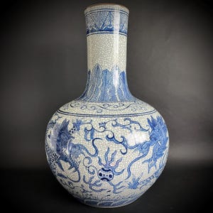 Large Chinese Blue & White Dragon Vase 23” – Porcelain Pottery, Twin Dragons, Chinoiserie Decor, Asian Antique Art, Vintage Home Decor 青花瓷