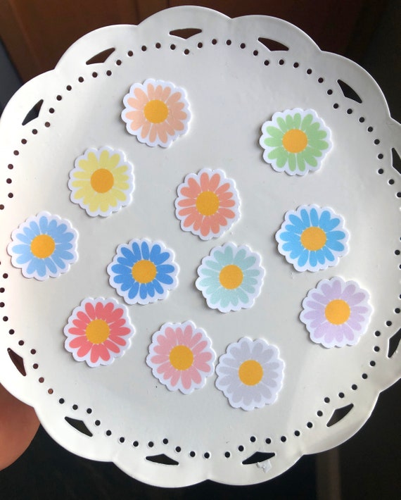 Mini Daisy Flower Sticker Set of 12 1x1 in.