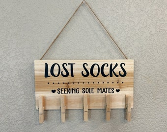 Lost Socks - Seeking Sole Mates Sign | Rustic Home Decor | Laundry Room Sign | Wood Sign | Laundry Decor | Rustic Sign | Sock Sign