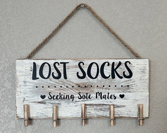 Lost Socks - Seeking Sole Mates Sign | Rustic Home Decor | Laundry Room Sign | Laundry Decor | Rustic Sign | Sock Sign | Laundry Room Sign