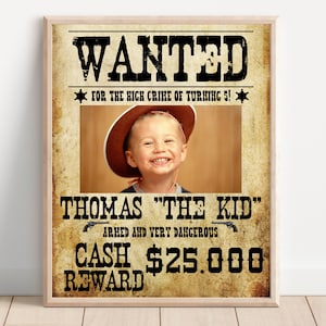 Plantilla de póster buscado, cartel de cumpleaños personalizado buscado, fiesta temática del salvaje oeste vaquero, signo de cumpleaños de bienvenida, descarga instantánea, digital