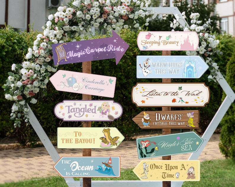 Princess Party Directional Signs, Disney Princess Party Decor ...