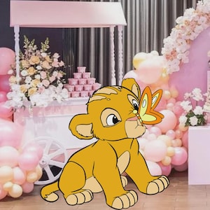 Recorte de Simba bebé, decoración recortada de Simba, decoración para fiestas, fiesta temática del Rey León, utilería de pie para fiesta de cumpleaños, descarga digital