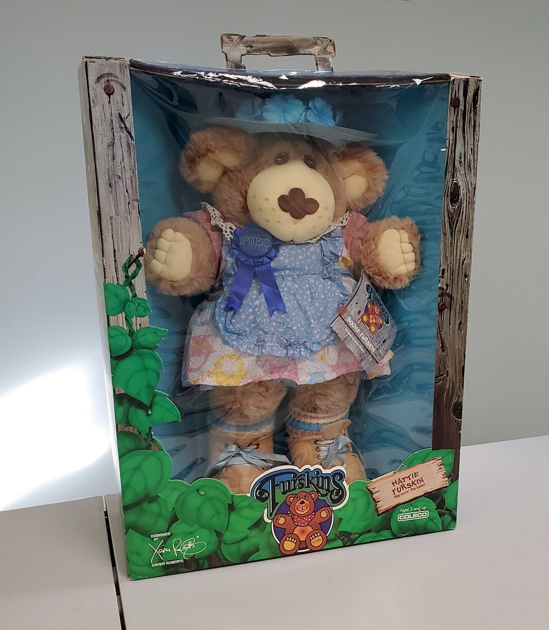 Vintage 1980s Furskins Hattie Bear, Hat Loving, Pie Baker in
