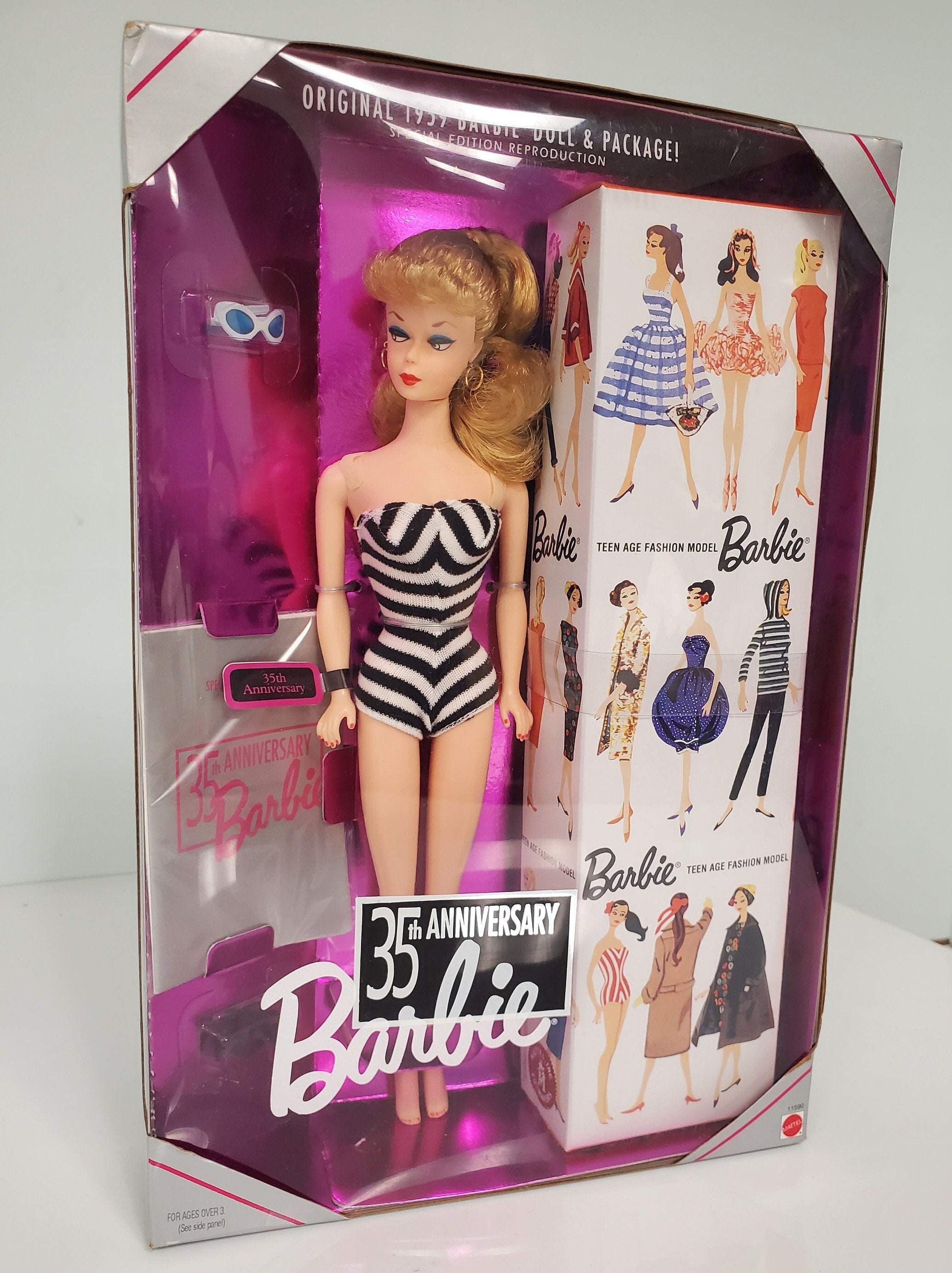 1993 Vintage 1959 BARBIE Doll Reproduction in Box. 35th