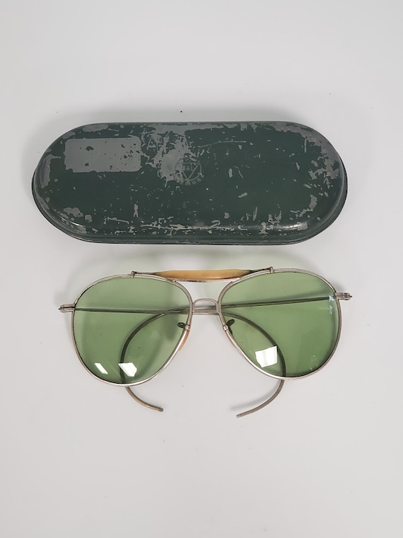 Vintage Rare 1940's AVIATOR WWII Bauch & Lomb USAAF Green Glasses