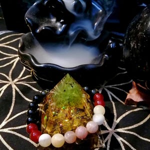 Sunset Over The Hills Crystal Bracelet, Sunstone/Honey Jade/Carnelian/Obsidian, Boost Optimism and Courage, Balance Lower Chakras, 8mm Beads