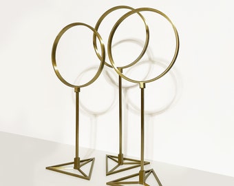 Der ursprüngliche Quadball Tri-Stand, Quadball Torpfosten-Set (Partydekoration oder für Quadball Beer Pong) 3D Gedruckt mit PLA (Kunststoff)