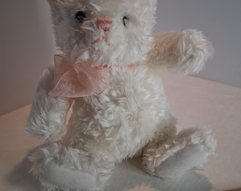 Gund Posie 1141 White 8" stuffed cat w/pink ribbon vintage