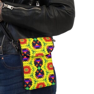 Elegante schicke ethnische Kente inspirierte kleine Handy-Umhängetasche, trendige Straßentasche, jamaikanisches Kunstfestival-Design