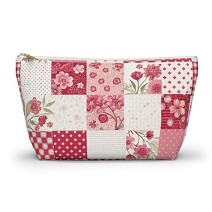 Patchwork Quilt Pattern Design Accessory Pouch with T-bottom, Makeup Bag, Pencil Bag, Travel Accessory Bag, Bridal Party Gift image 2
