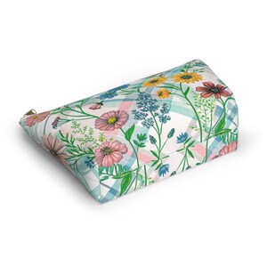 Patchwork Quilt Pattern Design, Accessory Pouch with T-bottom, Makeup Bag, Pencil Bag, Travel Accessory Bag, Bridal Party Gift image 3