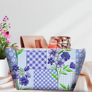 Blue Patchwork Floral Cosmetic Bag, Makeup Organizer Pouch, Travel Accessory Bag for Women, Cute Flower Pattern Toiletry Bag