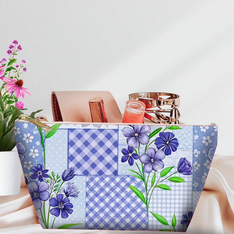Blue Patchwork Floral Cosmetic Bag, Makeup Organizer Pouch, Travel Accessory Bag for Women, Cute Flower Pattern Toiletry Bag