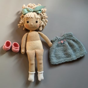 Muñeca crochet con conjunto removible, muñeca amigurumi en venta, regalo para niños, muñeca bebe hecha a mano, muñeca crochet con vestido, muñeca rubia imagen 2