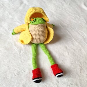 Crochet frog with removeable cloth, graduation gift, stuffed frog and toad, mini frog, crochet doll, crochet gift for boys, gift for friend image 5