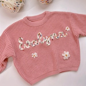 Pull prénom personnalisé pour bébé, pull prénom brodé à la main, pull prénom personnalisé pour bébé, cadeau personnalisé pour baby shower