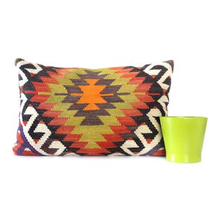 Lumbar kilim pillow, turkish kilim pillow, turkish pillow, vintage pillow, decorative pillow, pillow, bohemian pillow, kilim, 16x24 pillow