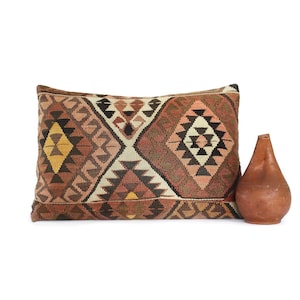 Lumbar kilim pillow, turkish kilim pillow, turkish pillow, vintage pillow, decorative pillow, pillow, bohemian pillow, kilim, 16x24 pillow