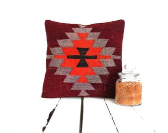 Vintage Kilim Pillow Cover: Turkish Wool, Bohemian Cushion (16x16)