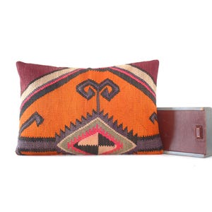Lumbar kilim pillow, turkish kilim pillow, turkish pillow, vintage pillow, decorative pillow, pillow, bohemian pillow, kilim, 16x24 pillow