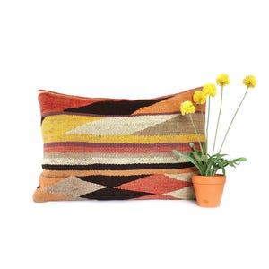 Lumbar kilim pillow, turkish kilim pillow, turkish pillow, vintage pillow, decorative pillow, pillow, bohemian pillow, kilim, 16x24 pillow