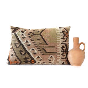 Lumbar kilim pillow, turkish kilim pillow, turkish pillow, vintage pillow, decorative pillow, pillow, bohemian pillow, kilim, 16x24 pillow