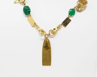 Geüpcycled bedelketting, herwerkte ketting, statementketting, hergebruikte sieraden, assemblage sieradencollage, bewerkt vintage