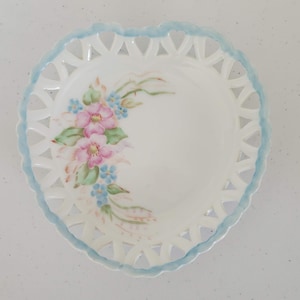 Vintage Hand Painted Floral Ceramic Heart Lattice Ring/Jewelry Dish