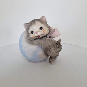 Vintage Velco Japan Grey Kitten with Light Blue Yarn Ball Planter