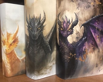 Fundas y sobrecubiertas personalizadas inspiradas en la serie Empyrean: Dragones, Cuarta Ala, Llama de Hierro y Tormenta de Ónix. LEER DESCRIPCIÓN.