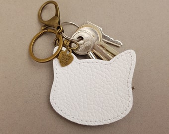 Cat Keychain, Cat Pendant, Cat Charm, Cat Gift, Cat Keyring, Cat Key Holder, Cute Cat Key Ring, Recycled Genuine Leather White Cat Charm
