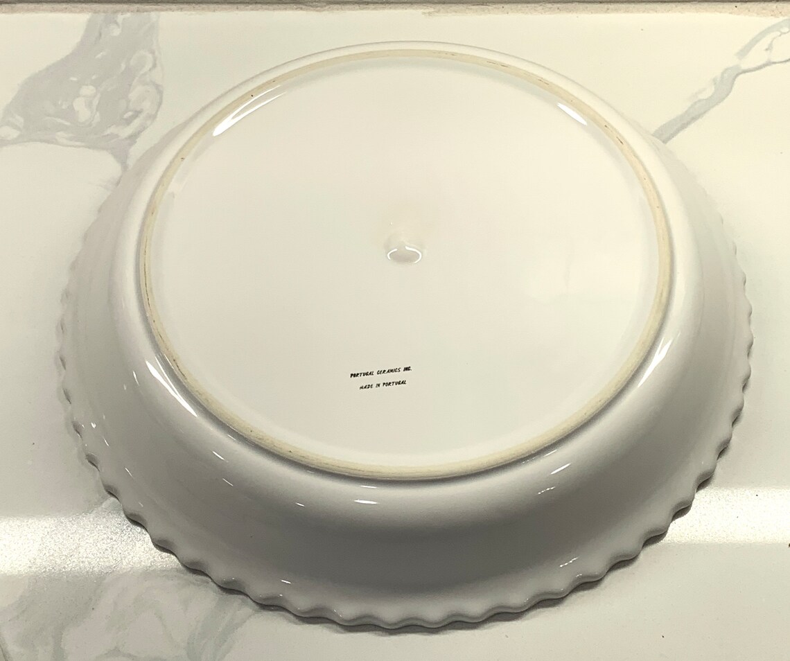 Vintage Pie Keeper From Portugal Ceramics Monochromatic White Etsy