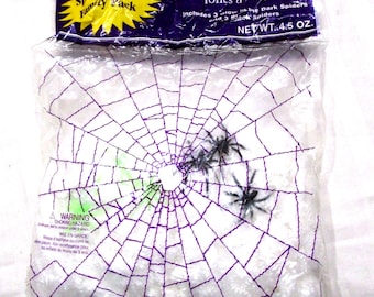 Paper Magic Group Spider Webs and Spiders Glow in the Dark Value Pack