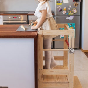 BESTFORM Tour d'apprentissage pour Enfants Tour d'observation Plateforme de cuisine Montessori Kitchen Helper Learning Tower image 2