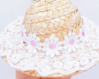 Small Dog Straw Hat Daisies