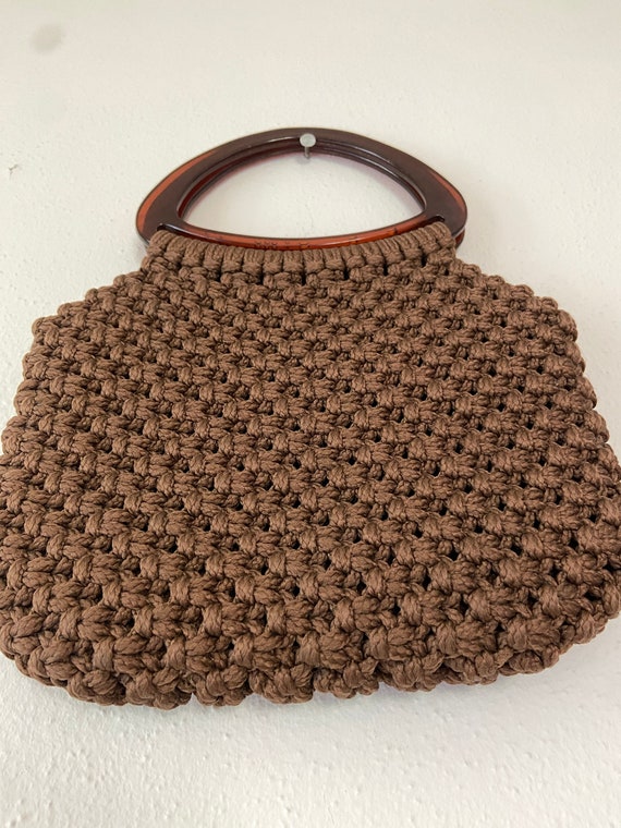 Brown woven macrame Vintage top handle purse, 197… - image 7