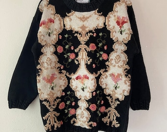 Vintage chunky knit cotton crewneck floral 80s/ 90s sweater