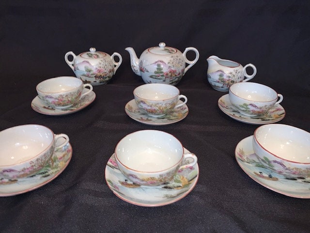 メイドインジャパンの、古いティーセット Vintage Hand Painted Moriage Tea Set Made in Japan 6 Cups