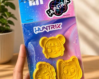 Play Doh Party Favor Kit Huntrix | Mini Doh Kit with 4 Cutters & Modeling Dough | Kids Birthday Party Favor | Classroom Gift