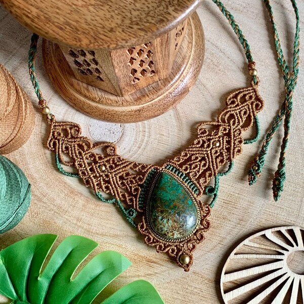 Collier femme en micro macramé -collier ras de cou avec pierre naturelle en Chrysocolle- collier style boho-bohème