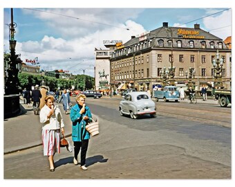 Wydruk fotograficzny Lata 50. Szwecja Kungsporten Square, centrum Göteborga, pomnik króla Karola IX, plakat ścienny w stylu vintage Lata 50. Szwedzkie dziedzictwo życia