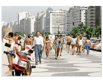 Photo Print 1980s Brazil People at the Copacabana Beach Promenade Rio de Janeiro Vintage Wall Decor Art Poster Eighties Travel Gift Idea
