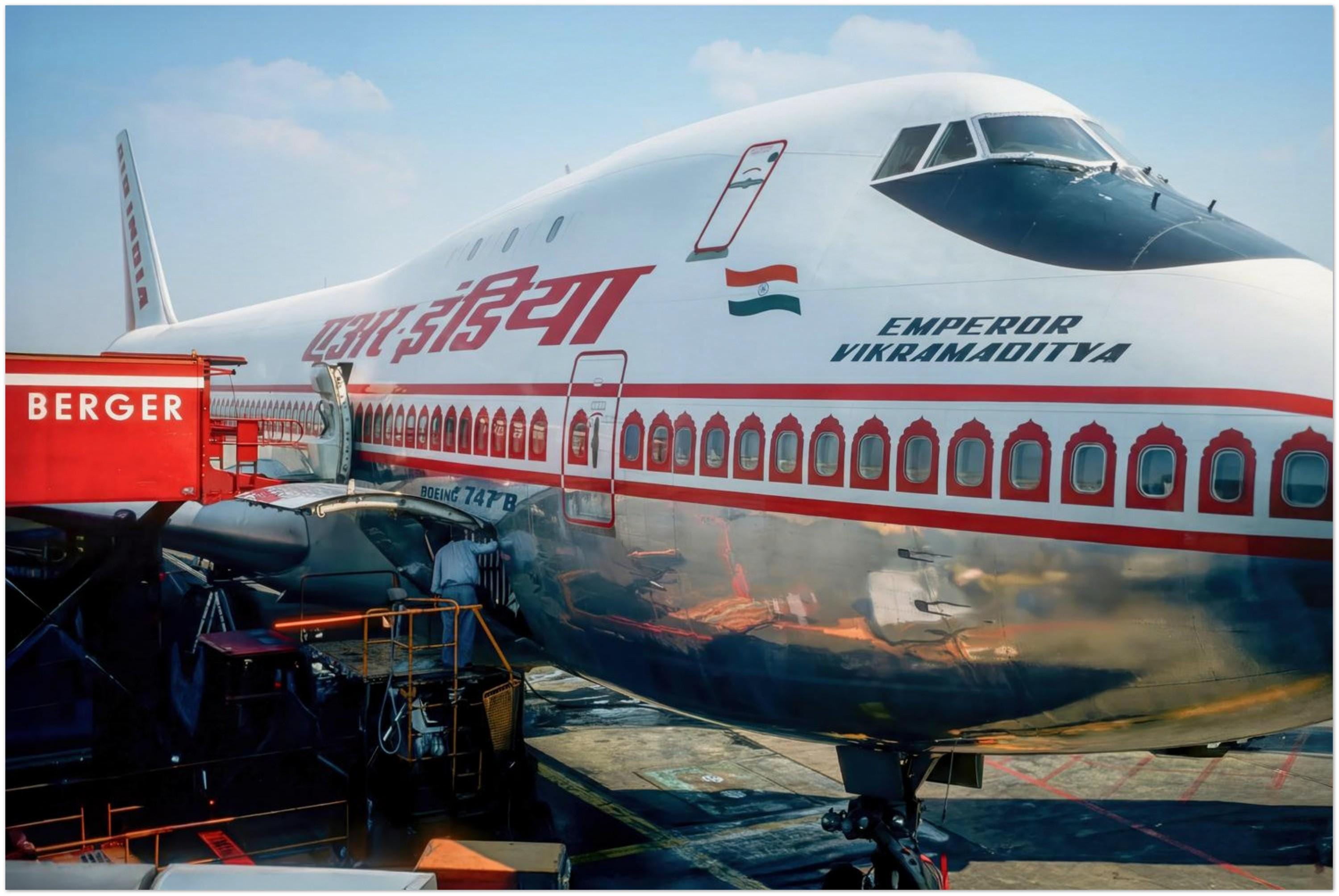 Photo Print 1970s Air India Emperor Vikramaditya Boeing 747B