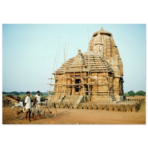 Photo Print 1950s India Rajarani Temple, 11th-century Hindu Temple, Bhubaneswar Odisha (Orissa), Vintage Wall Art Poster Decor Heritage Gift