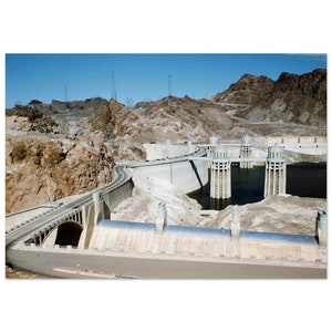 Photo Print 1940s Hoover Dam on the Colorado River, Nevada, USA, Vintage Wall Art Poster Forties Home Office Decor Engineering Heritage Gift