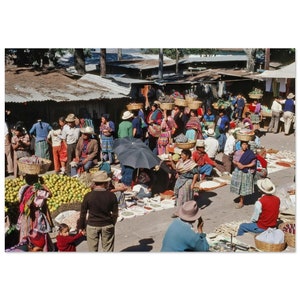 Photo Print 1980s Gautemala Market Scene, Vintage Wall Art Home Decor Poster, South American Ethnic Travel Gift, Vegetable and Fruit Vendors