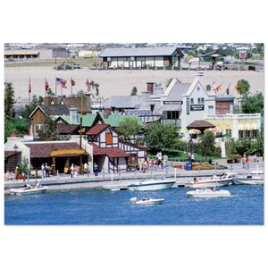 Photo Print 1970s The English Village Lake Havasu City, Wrenns Bridgewater Terraces, Arizona, Vintage Wall Art Poster, Vacation Travel USA