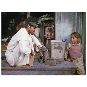 Photo Print 1960 Darjeeling India Cobbler and a Young Girl, Vintage Wall Art Decor Poster Gift Idea, Sixties West Bengal Travel Indian Life